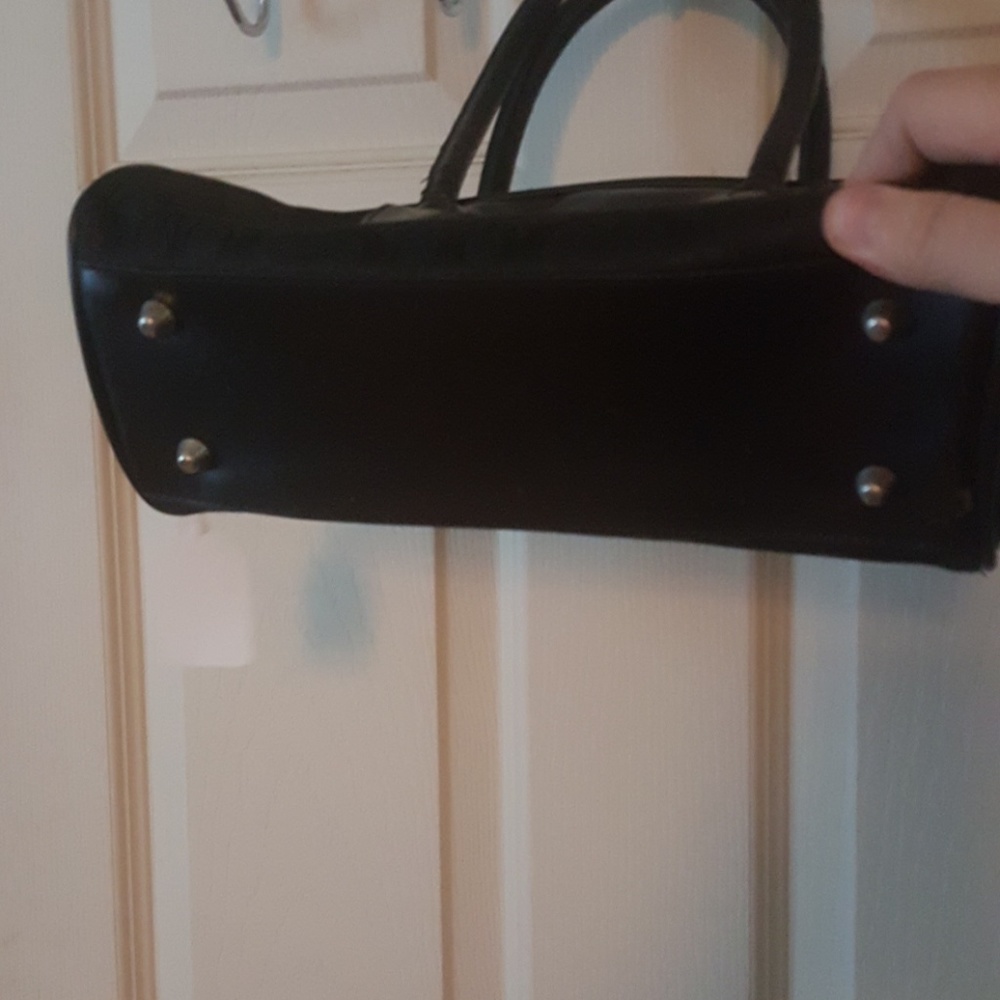 Purse - Picture 3 of 4